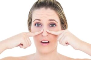 وصفات طبيعية للتخلص من الرؤوس البيضاء