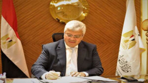 وزير التعليم العالي و وفد جامعة الشارقة يسعان لتعزيز التعاون المُشترك بينهم