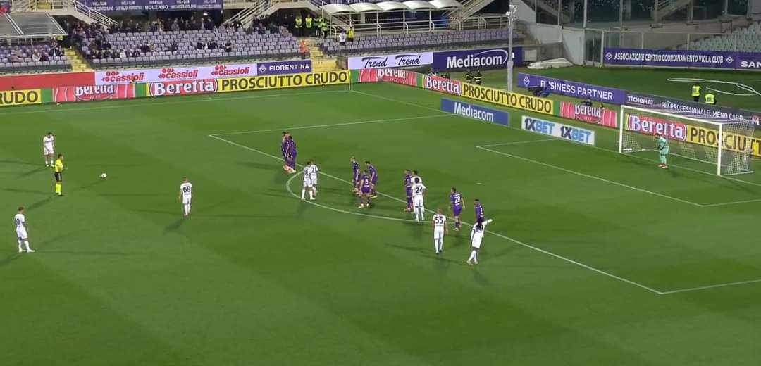 فيورنتينا يتعادل مع نابولي في الدوري الإيطالي