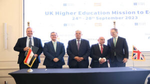 وزير التعليم العالي ومدير المجلس الثقافي البريطاني يبحثان آليات التعاون المُشترك