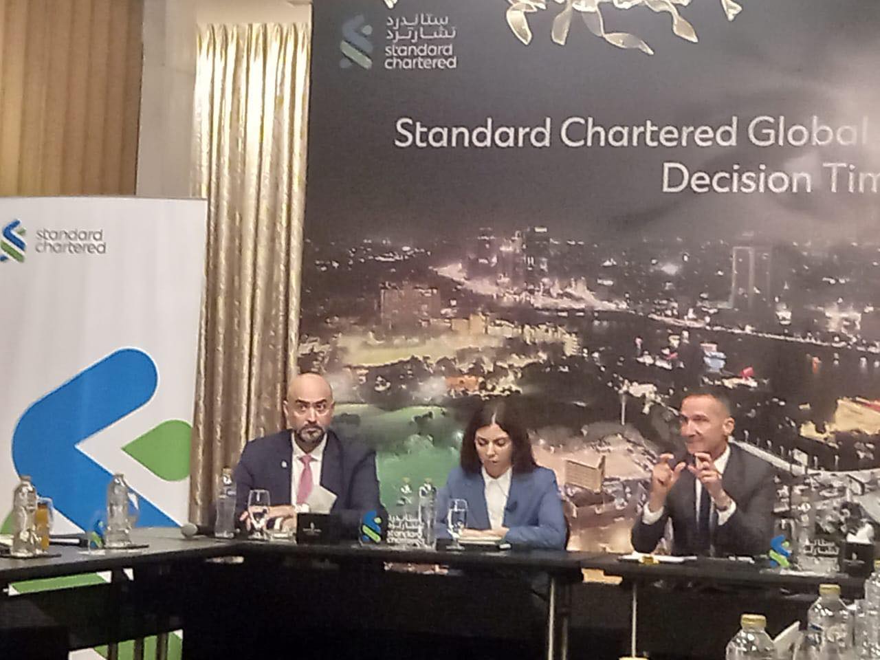 بنك ستاندرد تشارترد يتوقع خفض المركزي سعر الفائدة بين 3% و5% خلال 2024