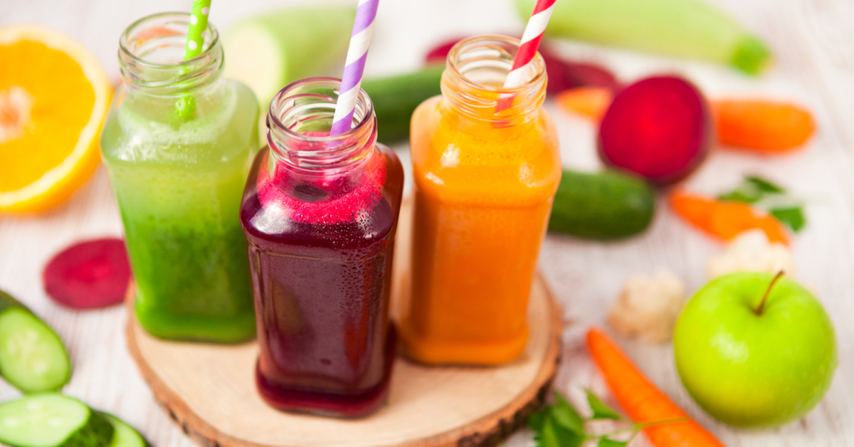 خلال الصيف.. إليكٍ مشروبات طبيعية للحصول على بشرة رطبة