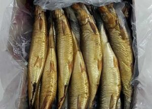 طبيبة تحذر من مشروب ممنوع تناوله بعد الفسيخ والرنجة