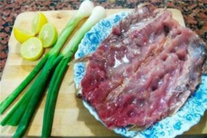 جمال شعبان يحذر هؤلاء من تناول الفسيخ