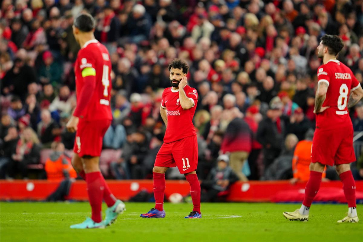 ليفربول يواجه أستون فيلا اليوم في الدوري الإنجليزي