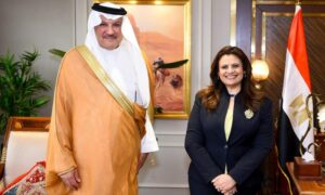 تفاصيل استقبال وزيرة الهجرة للسفير السعودي بالقاهرة