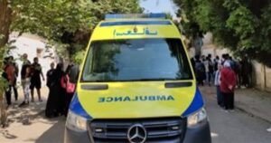 سباق سيارات بالإسماعيلية يتسبب في وفاة شاب وإصابة آخرين