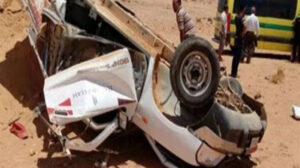 مصرع 4 أشخاص فى انقلاب ربع نقل بطريق مطروح السلوم