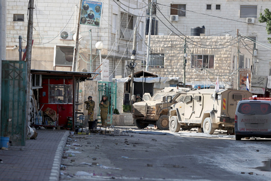 “كمين مخيم جنين”.. تفاصيل مقتل ضابط إسرائيلي وإصابة 16 آخرين على يد المقاومة الفلسطينية