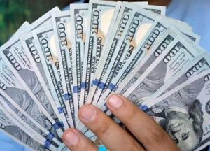 الدولار يتراجع مجددًا أمام الجنيه المصري: انخفاض ملحوظ في الأسعار