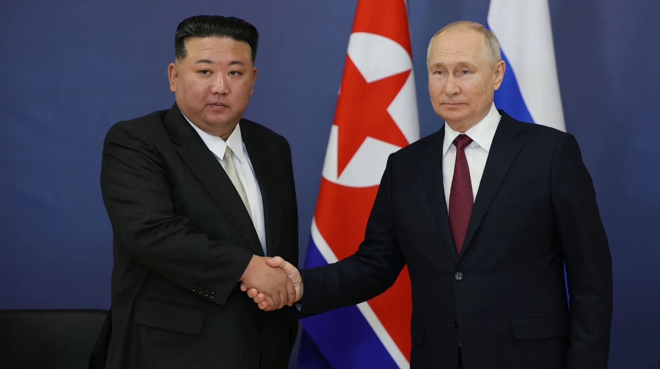 تلبية لدعوة “كيم”.. بوتين يزور كوريا الشمالية غدًا