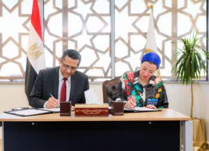 ياسمين فؤاد والبلشي يوقعان بروتوكول تعاون بين “البيئة” و”الصحفيين”