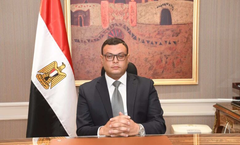وزير الإسكان