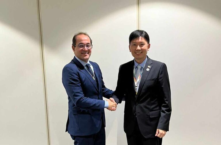 وزير المالية