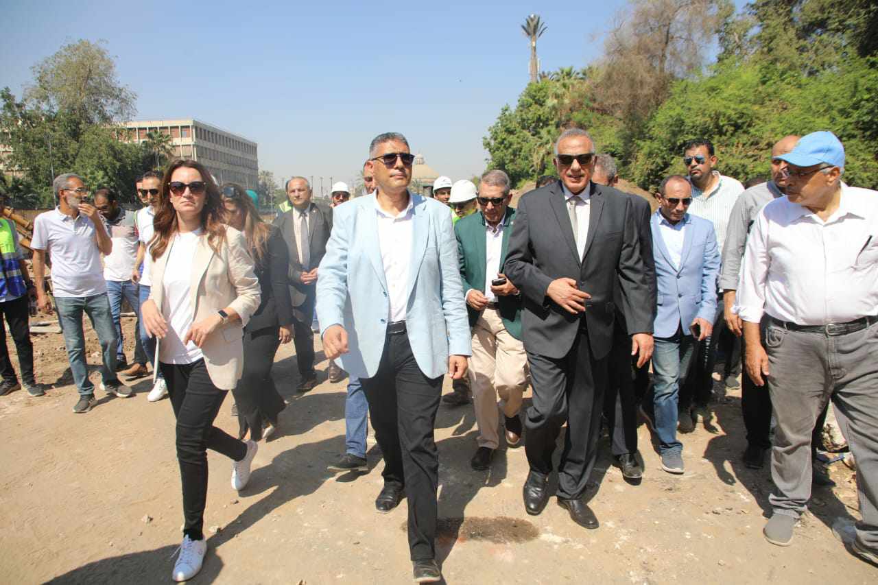 محافظ الجيزة يتفقد خطة تطوير أعمال إنشاء نفق المشاة بميدان النهضة