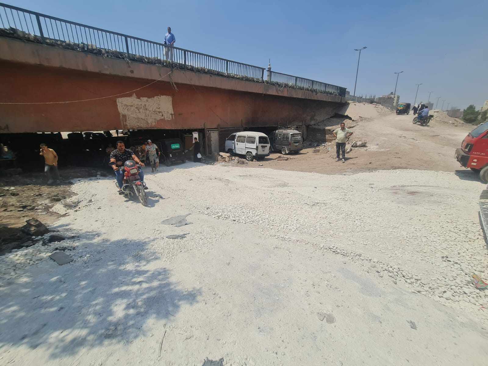 الجيزة تستجيب لشكاوي المواطنين وترفع كفاءة مطالع ومنازل الطريق الدائري في بولاق الدكرور