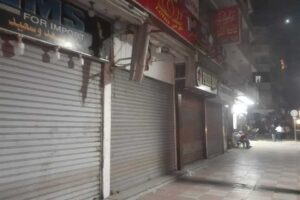 الجدل مستمر حول غلق المحال التجارية.. المؤيدون: ساهم في حل أزمة الكهرباء.. والمعارضون: وقف الحال وقطع الأرزاق