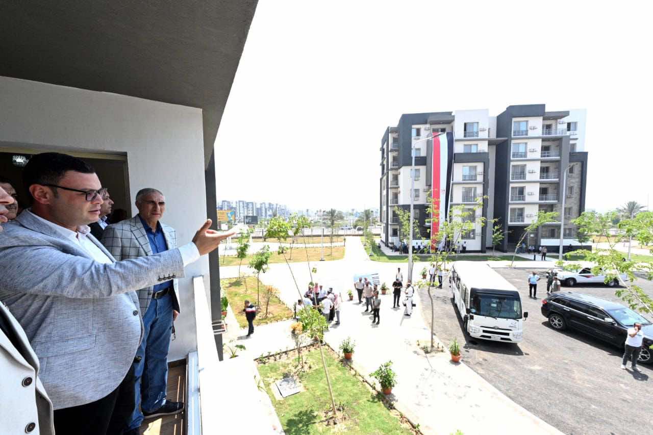 اليوم.. وزير الإسكان يتفقد مشروعات مدينتى دمياط والمنصورة الجديدتين