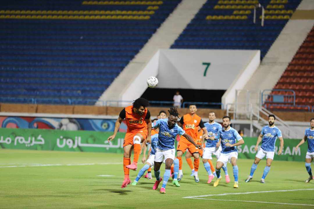 فاركو يتعادل مع بيراميدز في مفاجات الجولة 32 بالدوري