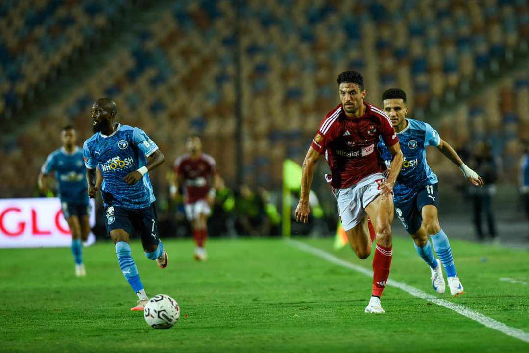 إستياء جماهير الأهلي بسبب تذاكر مباراة بيراميدز