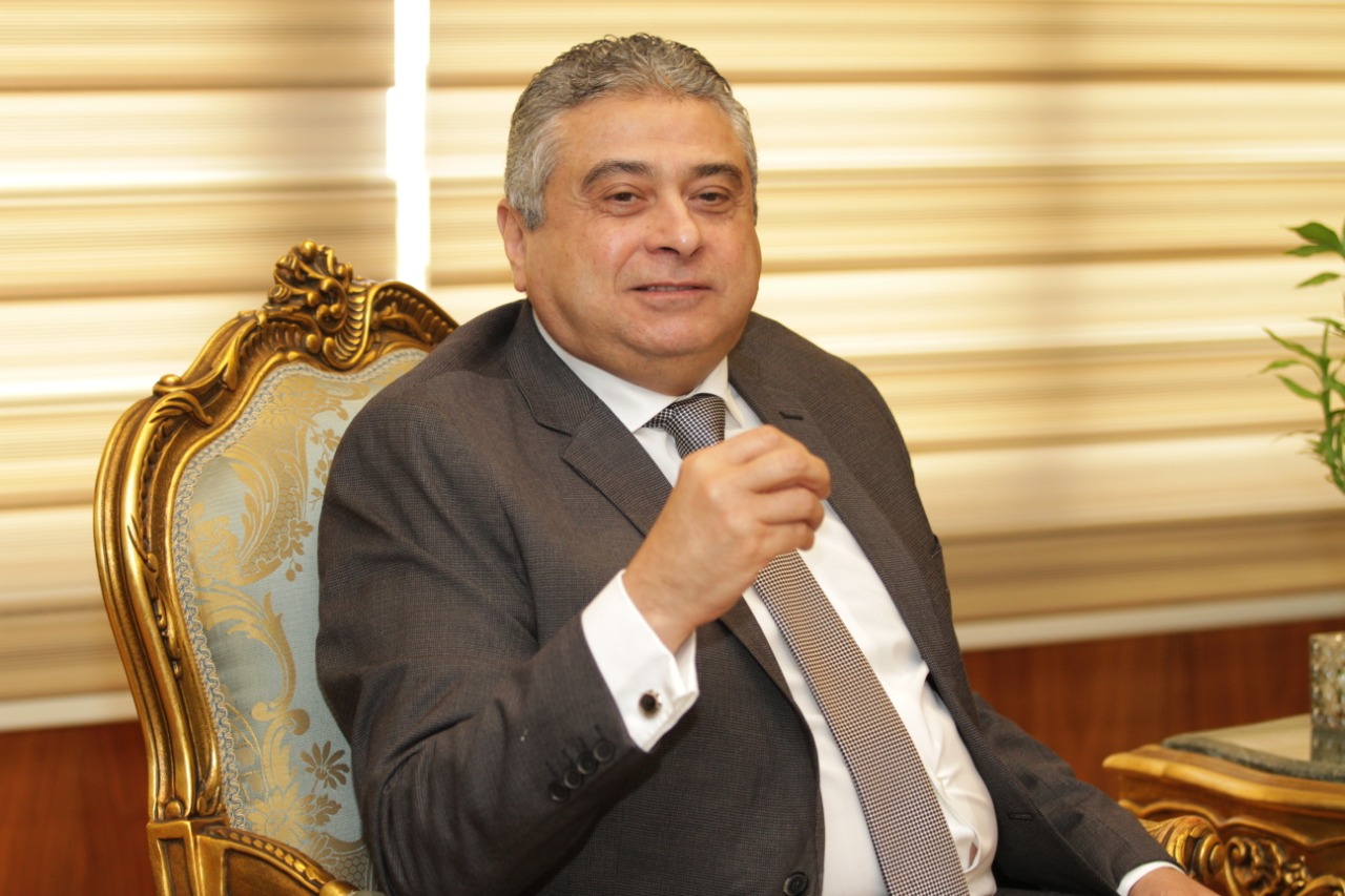  الطيار منتصر مناع  نائب وزير الطيران فى سطور 