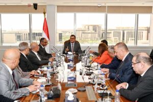 الشربيني: وضع حلول غير تقليدية لإيجاد موارد مالية وإعداد كوادر بشرية مؤهلة لمواصلة مسيرة التنمية