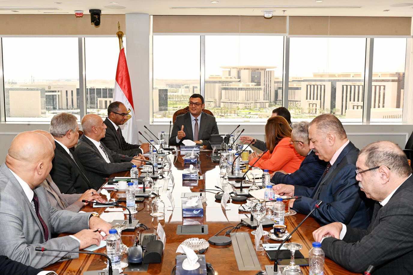 الشربيني: وضع حلول غير تقليدية لإيجاد موارد مالية وإعداد كوادر بشرية مؤهلة لمواصلة مسيرة التنمية