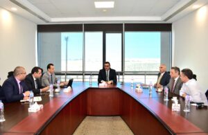 وزير الإسكان يستعرض خطط تسويق المشروعات السكنية بالمدن الجديدة