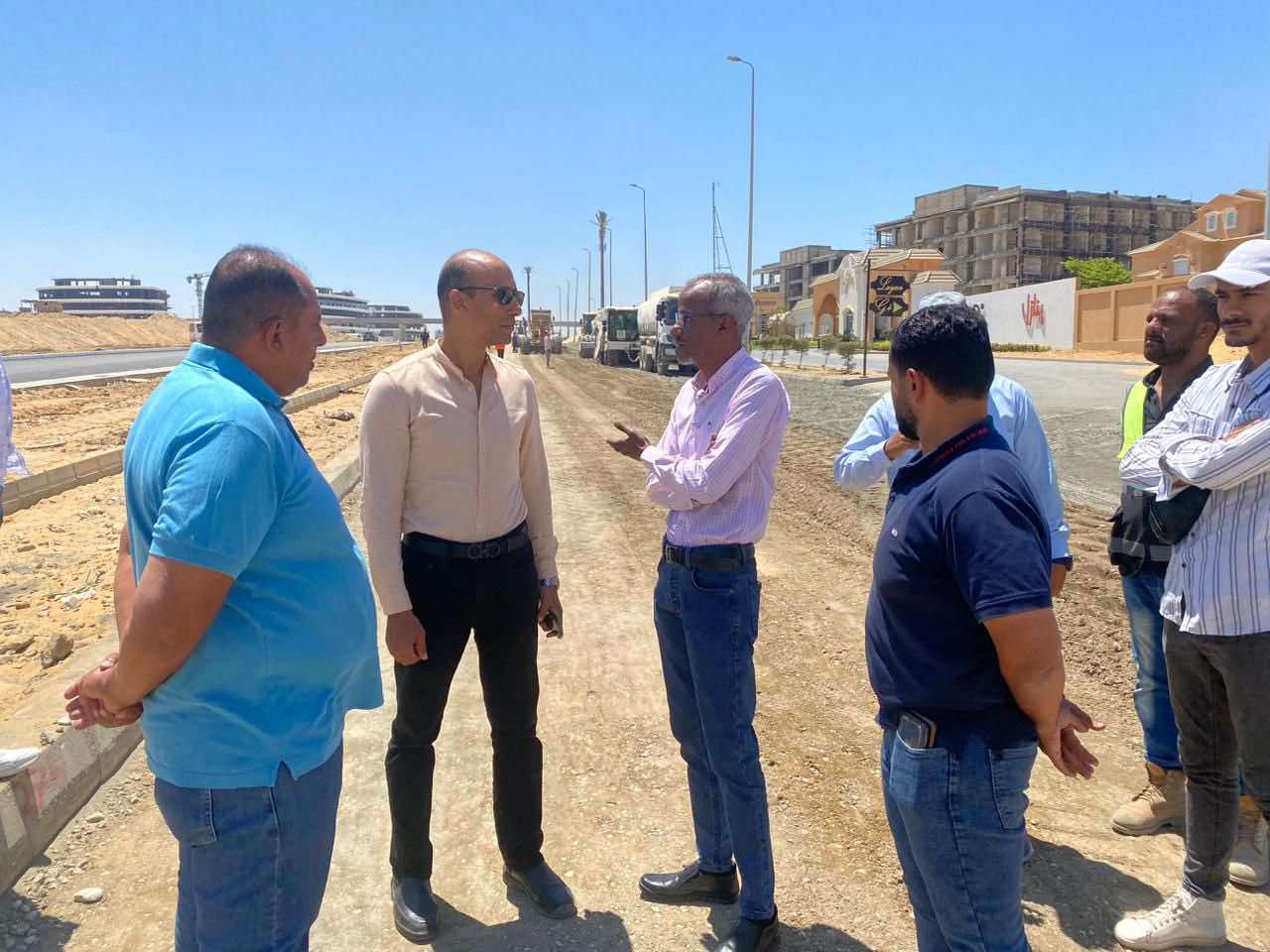 الإسكان: إطلاق التيار الكهربائي بأحياء بيت الوطن بالامتداد الشرقي لمدينة القاهرة الجديدة