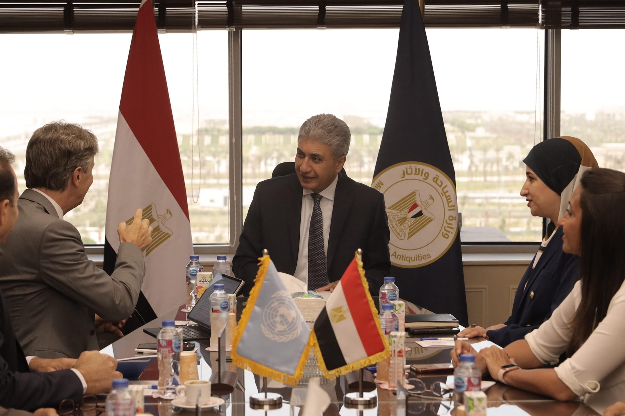 وزير السياحة والمُمثل المقيم لبرنامج الأمم المتحدة الإنمائي يبحثان تعزيز سبل التعاون