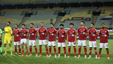 لاعبي الأهلي في مباراة سموحة