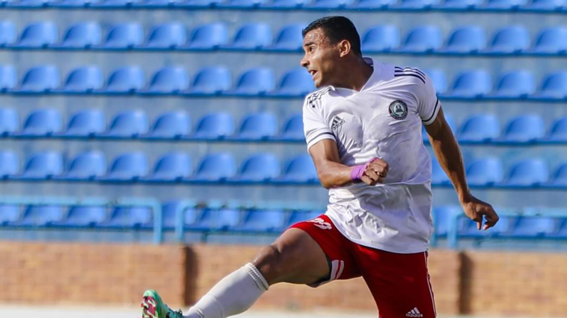 إسلام سمير ينهي تعاقدة مع حرس الحدود