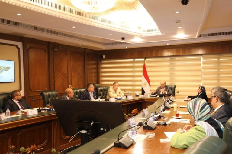 وزير الطيران المدني