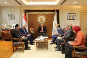وزير التعليم العالي والسفير العراقي الجديد