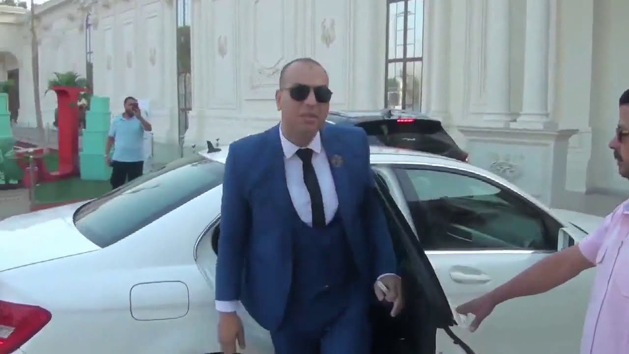 “ظهر وهو يأكل المانجو”.. هجوم على مدرس فلسفة وعلم نفس بعد تعليقه على قرار إلغاء مواده من الثانوية العامة