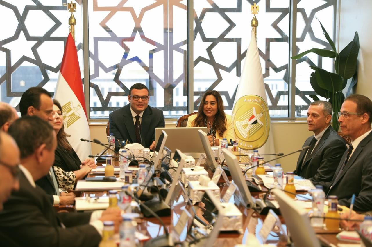 وزيرا الإسكان والتنمية والمدير الإقليمي لـ”الهابيتات” يتابعون تحضيرات المنتدى الحضري العالمي