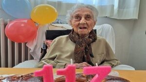 وفاة أكبر معمرة في العالم عن عمر ناهز 117 عاما