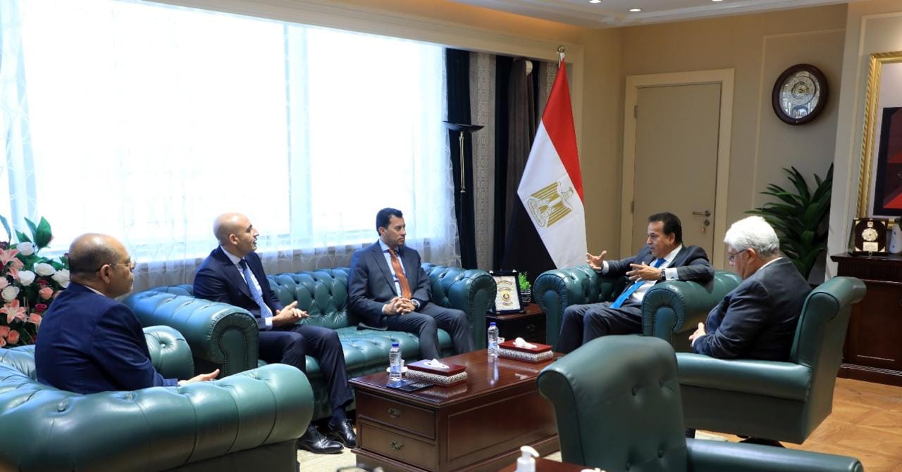 عبدالغفار يترأس مجموعة العمل الوزارية المختصة بدراسة توصيات “الشباب والذكاء الاصطناعي.. الفرص والتحديات”