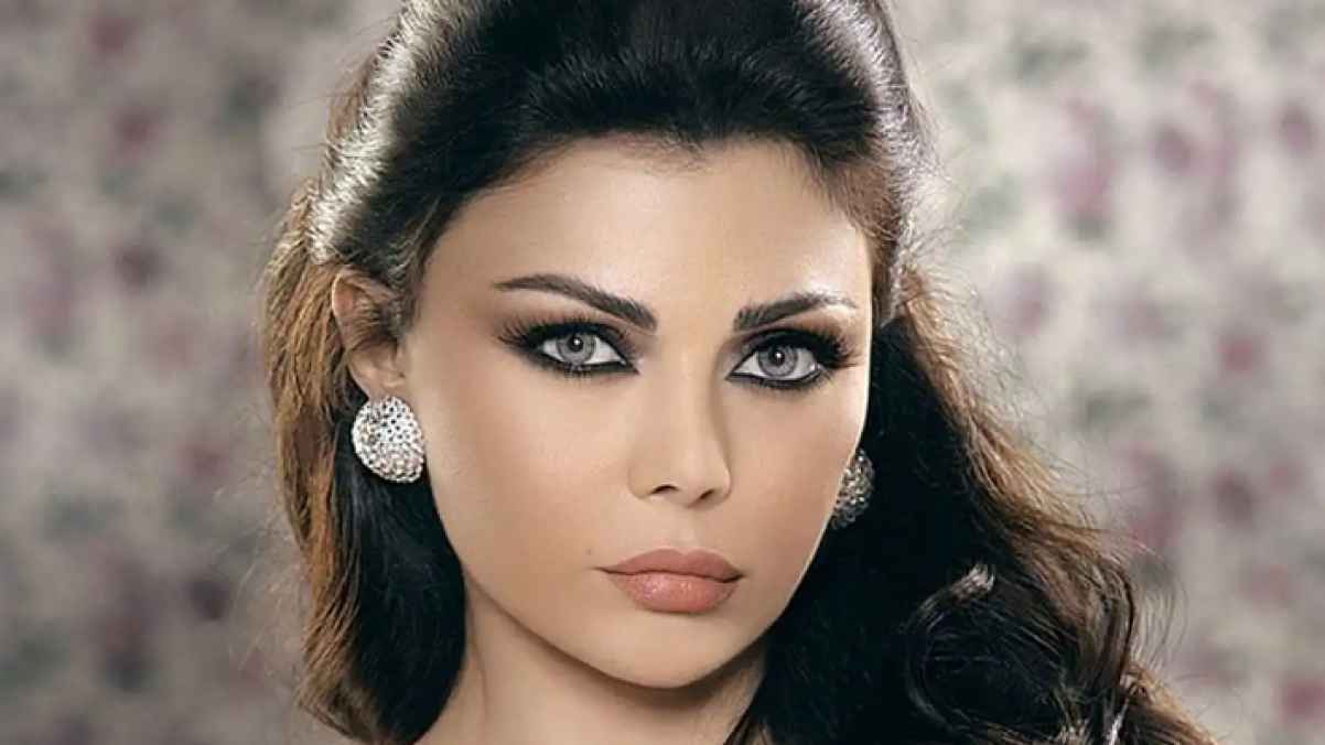 هيفاء وهبي تدشن هجوم على روتانا بعد مسح ألبوم” بابا فين”