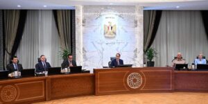 مجلس الوزراء يوافق على 19 قرارًا خلال اجتماعه الأسبوعي.. تعرف عليها