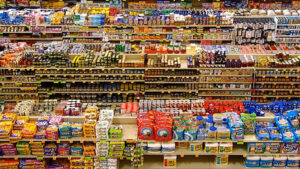 التموين تبدأ صرف السلع المدعمة بالبطاقات ضمن مقررات أكتوبر غدا