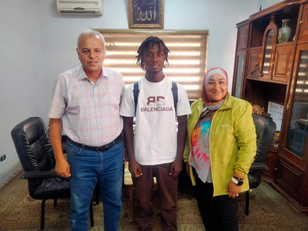 الإنتاج الحربي يضم النيجيري فليكس أسيرا