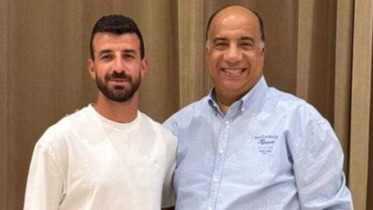 محمود متولي مع محمد مصيلحي رئيس الاتحاد السكندري