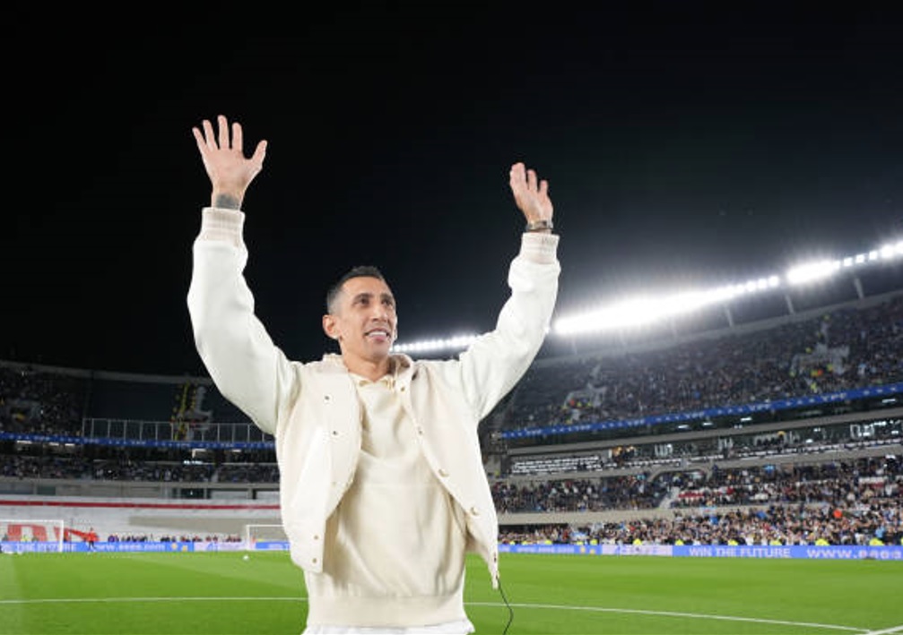 منتخب الأرجنتين يودع دي ماريا بعد اعتزاله