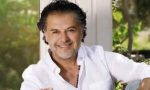 راغب علامة يستفز جمهوره بغناءه في حفل زفاف