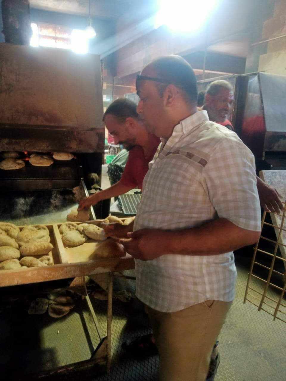 ضبط 415 مخالفة تموينية خلال حملات تفتيشية على المخابز والأسواق بالمنيا