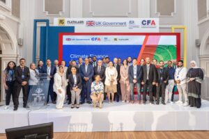 رئيس الرقابة المالية يشارك في حفل السفارة البريطانية لتخريج مشاريع مناخية مصرية