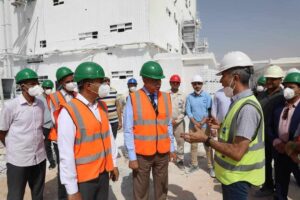 محافظ المنيا :   سحب الأراضي غير المستغلة  وإعادة تخصيصها  لمشروعات تدعم الصناعة المحلية