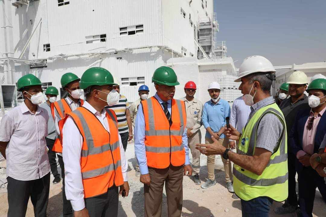 محافظ المنيا :   سحب الأراضي غير المستغلة  وإعادة تخصيصها  لمشروعات تدعم الصناعة المحلية