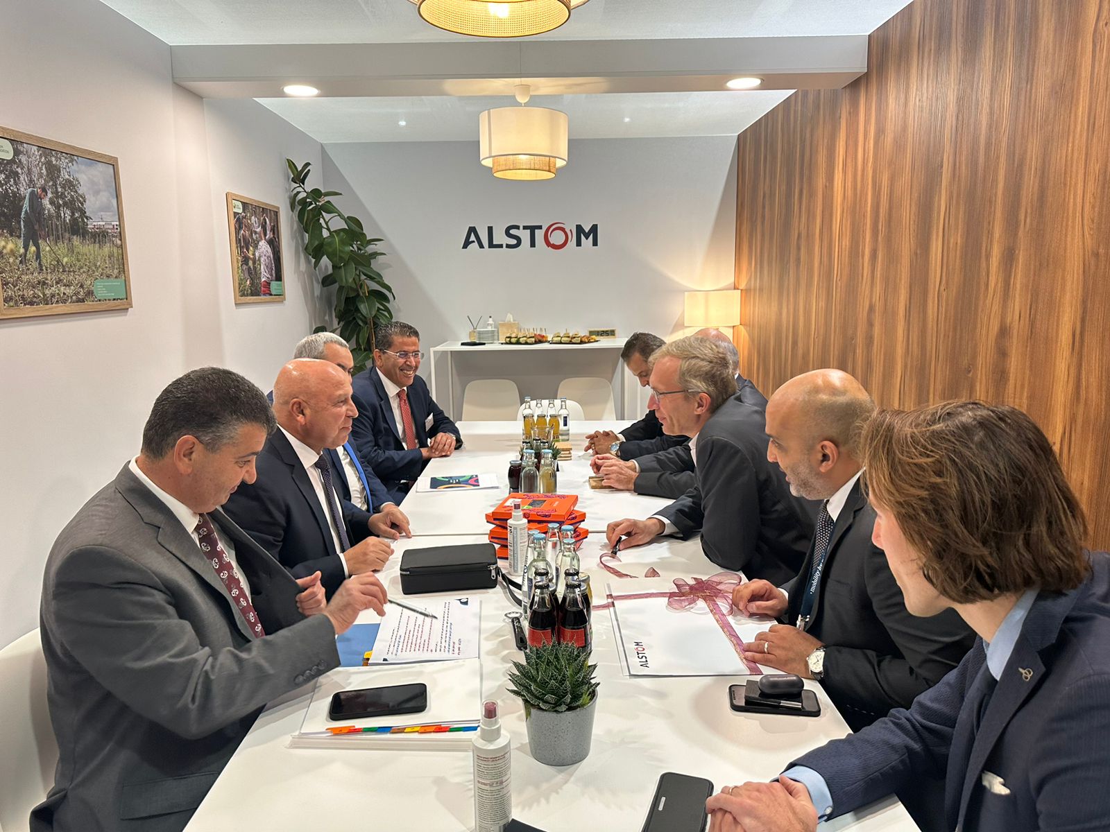 وزير الصحة يبحث تعزيز التعاون مع “روش مصر ” في مجال توطين وصناعة الأدوية